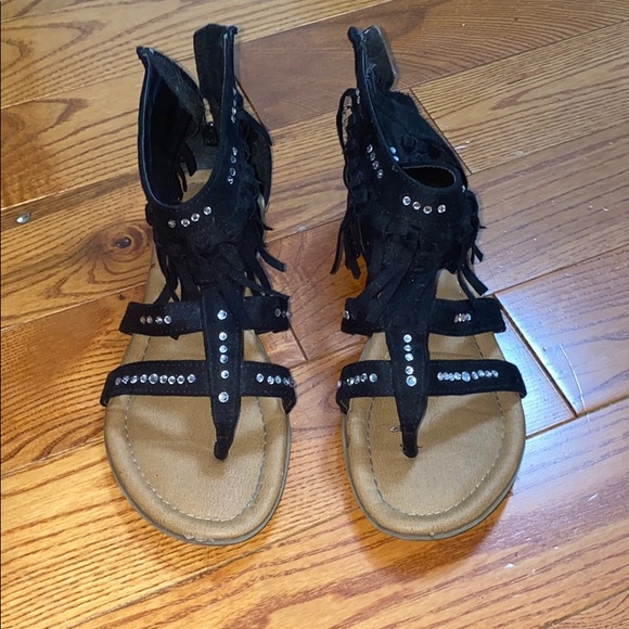 Justice sandals SIZE 4 - Picture 2 of 4